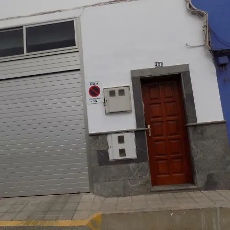 Casa Avenida Del Agujero بيت للعطل